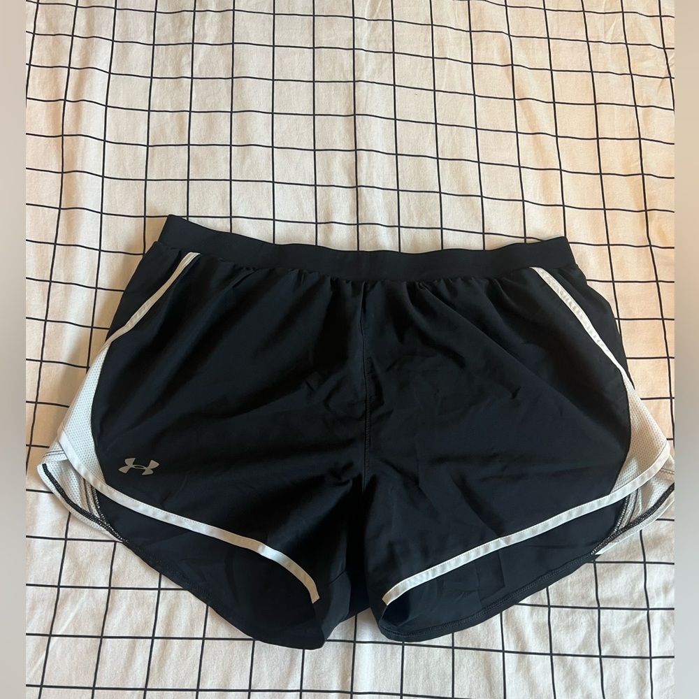 Black under armour shorts XL